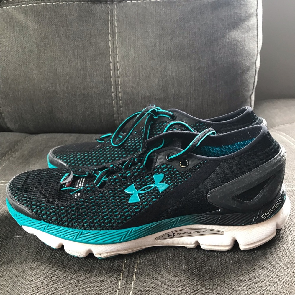 Under Armour running shoes with Bluetooth